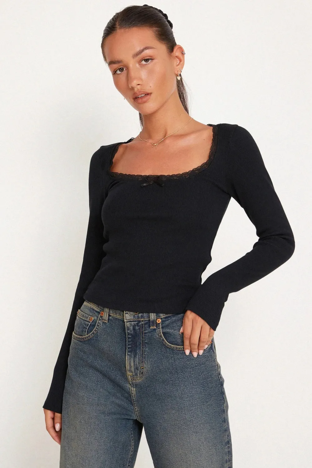ieg™ Kadın Siyah Kare Yaka Dantelli Uzun Kollu Crop Top Bluz