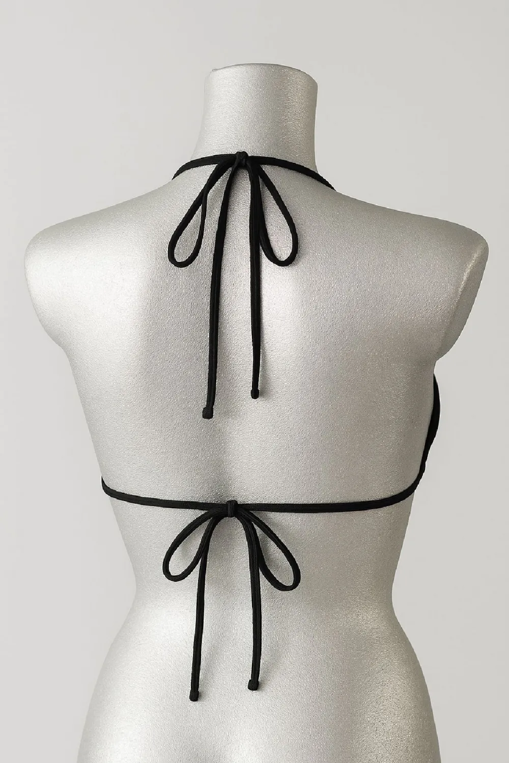 ieg™ Kadın Siyah Pedli Üçgen Bikini Üstü Halter Bağlamalı Aksesuarlı