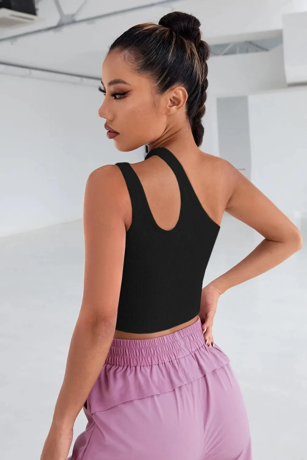 ieg™ Kadın Siyah Tek Omuz Cut Out Detaylı Crop Top Bluz