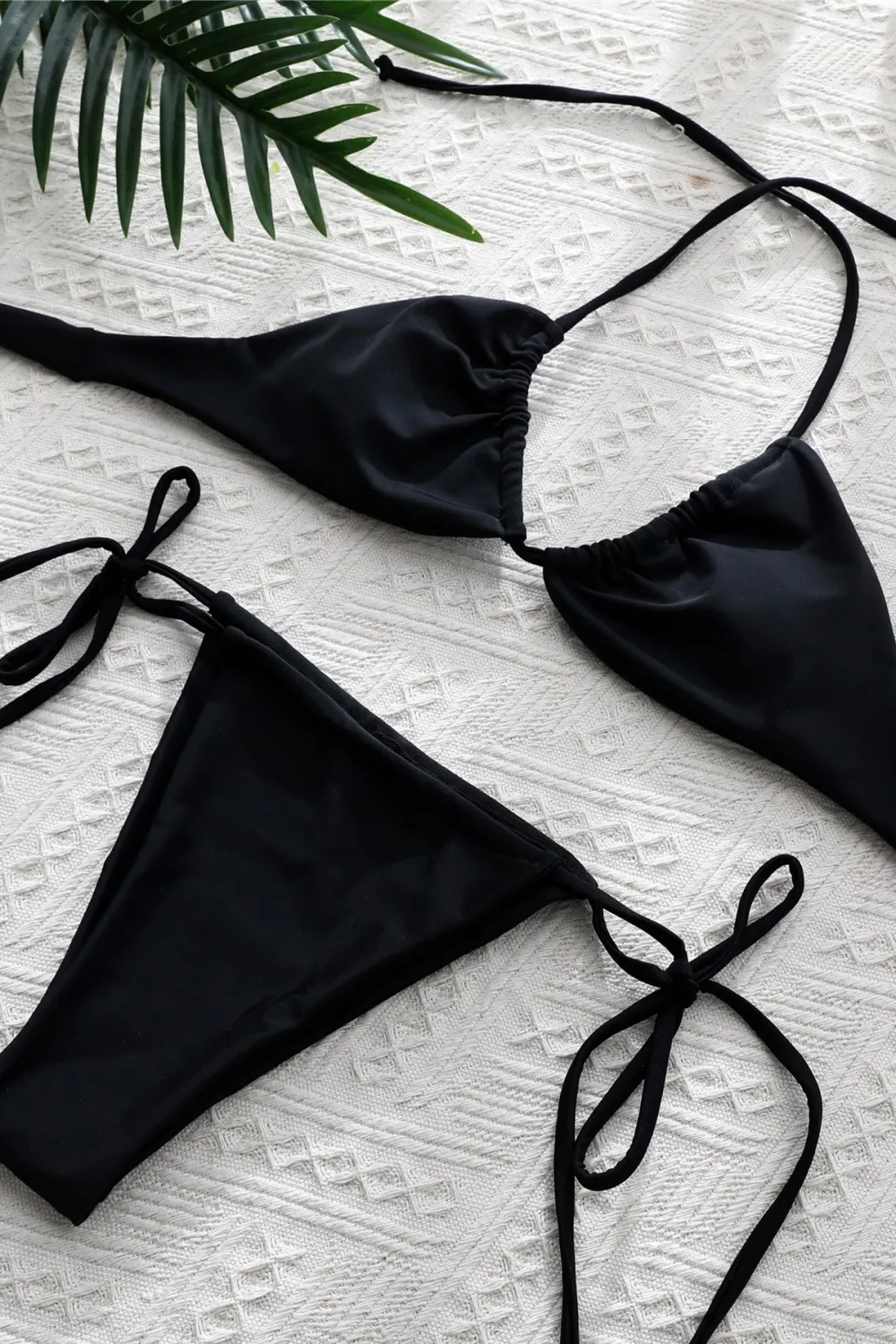 ieg™ Kadın Siyah Yandan Bağlamalı Tangalı Üçgen Bikini Mayo Takımı