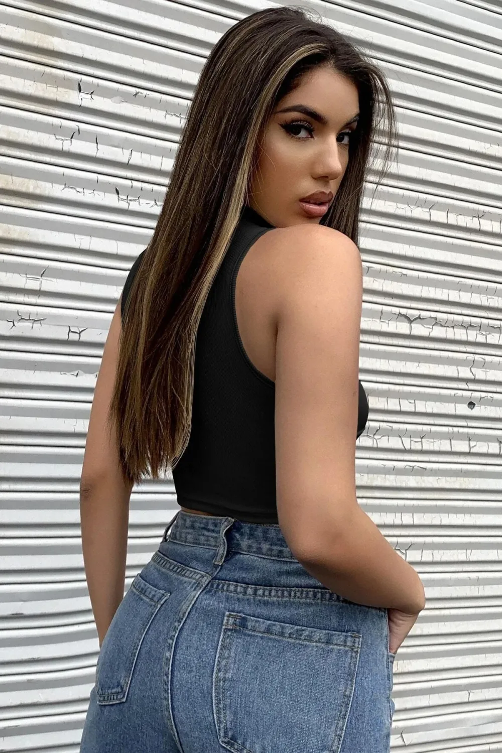 ieg™ Kadın Siyah Yarım Fermuarlı Sıfır Kol Crop Top Bluz
