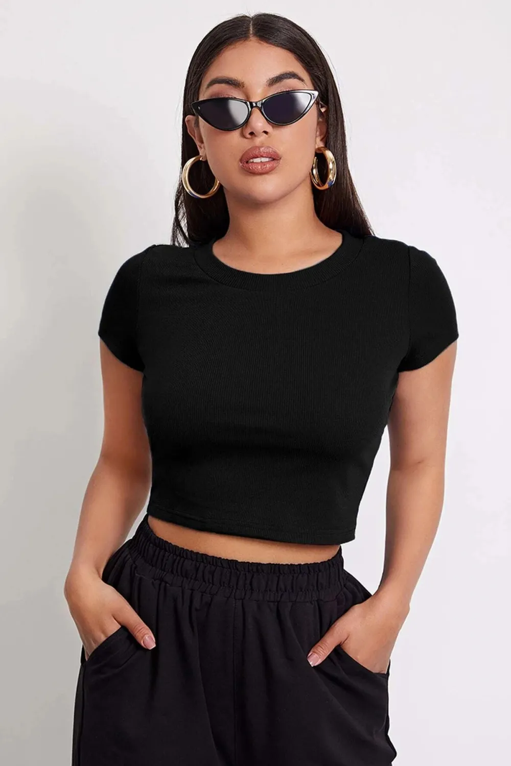 ieg™ Kadın Siyah Yuvarlak Yaka Yarım Kol Crop Top Bluz