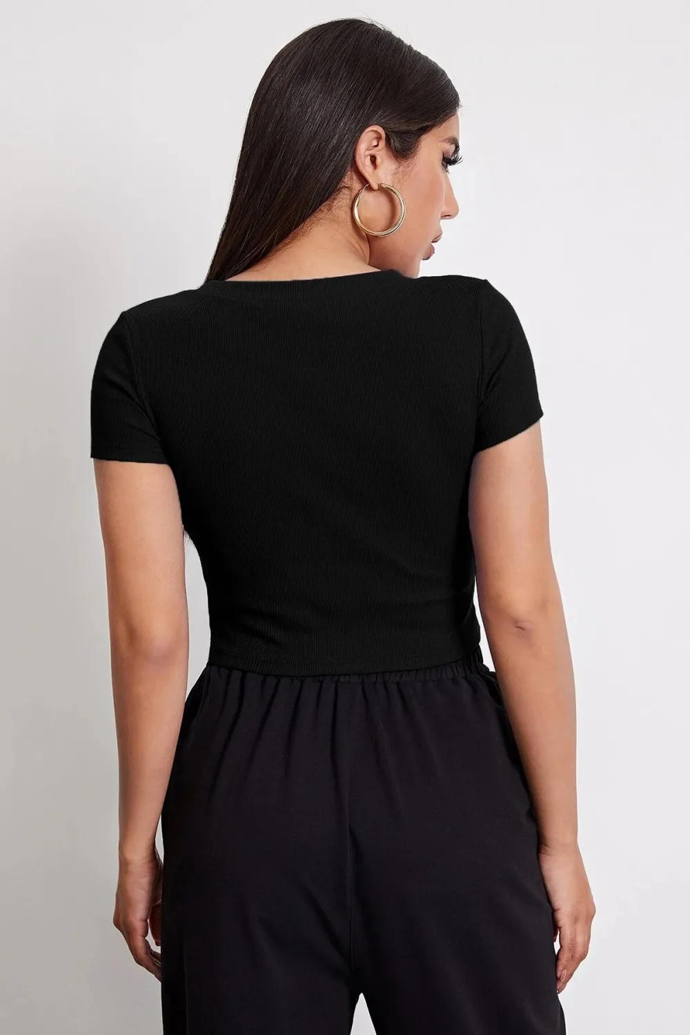 ieg™ Kadın Siyah Yuvarlak Yaka Yarım Kol Crop Top Bluz