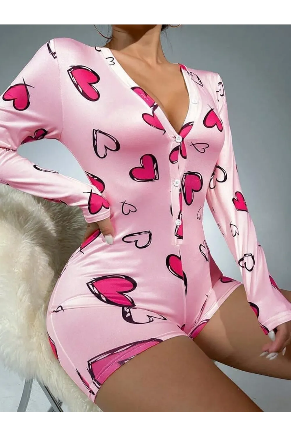 Pamuklu Pembe Kalp Desenli Düğmeli Uzun Kol Tulum Pijama