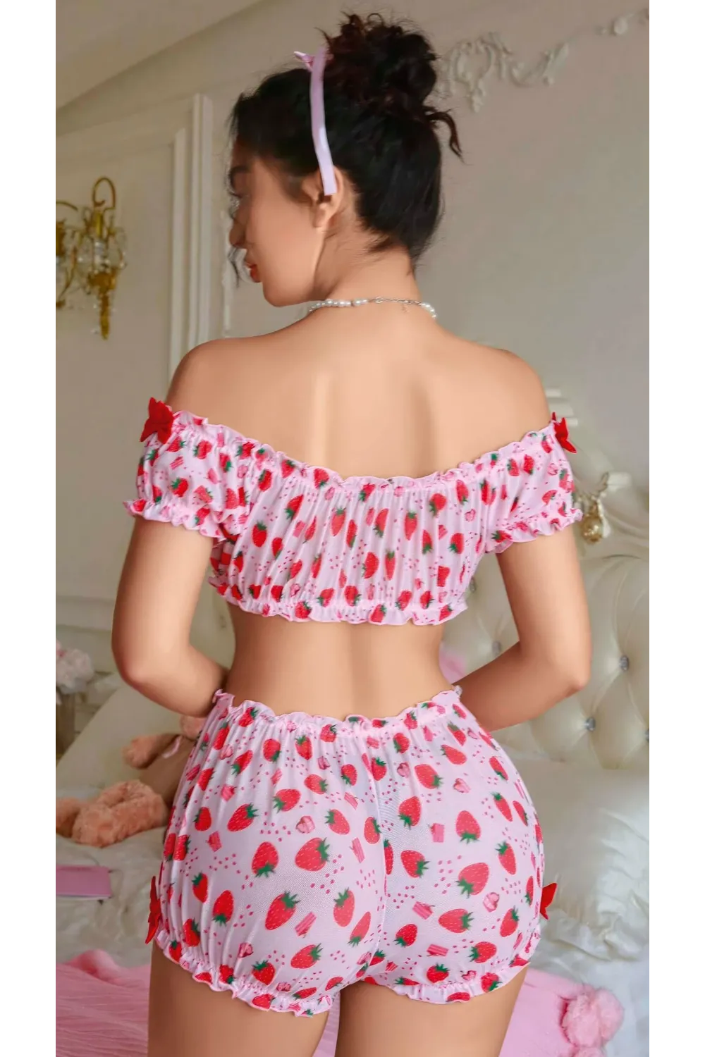 Pembe Çilek Desenli Şortlu Fantezi Sütyen Takımı