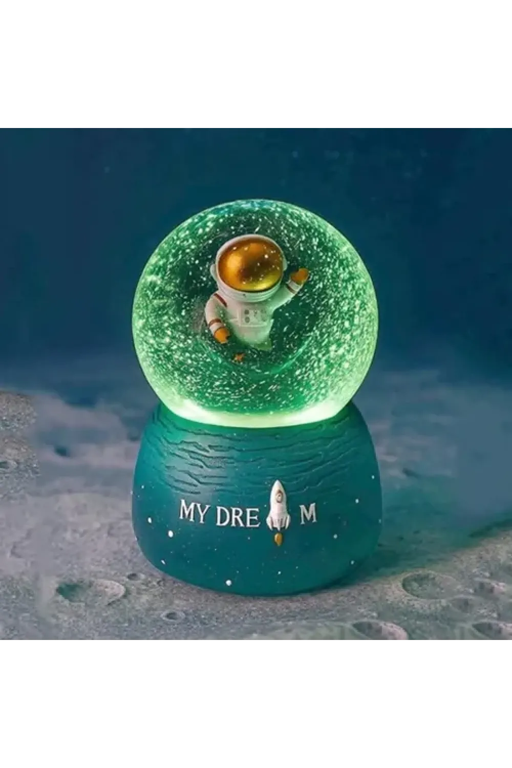 Sevimli Astronot Kar Küresi