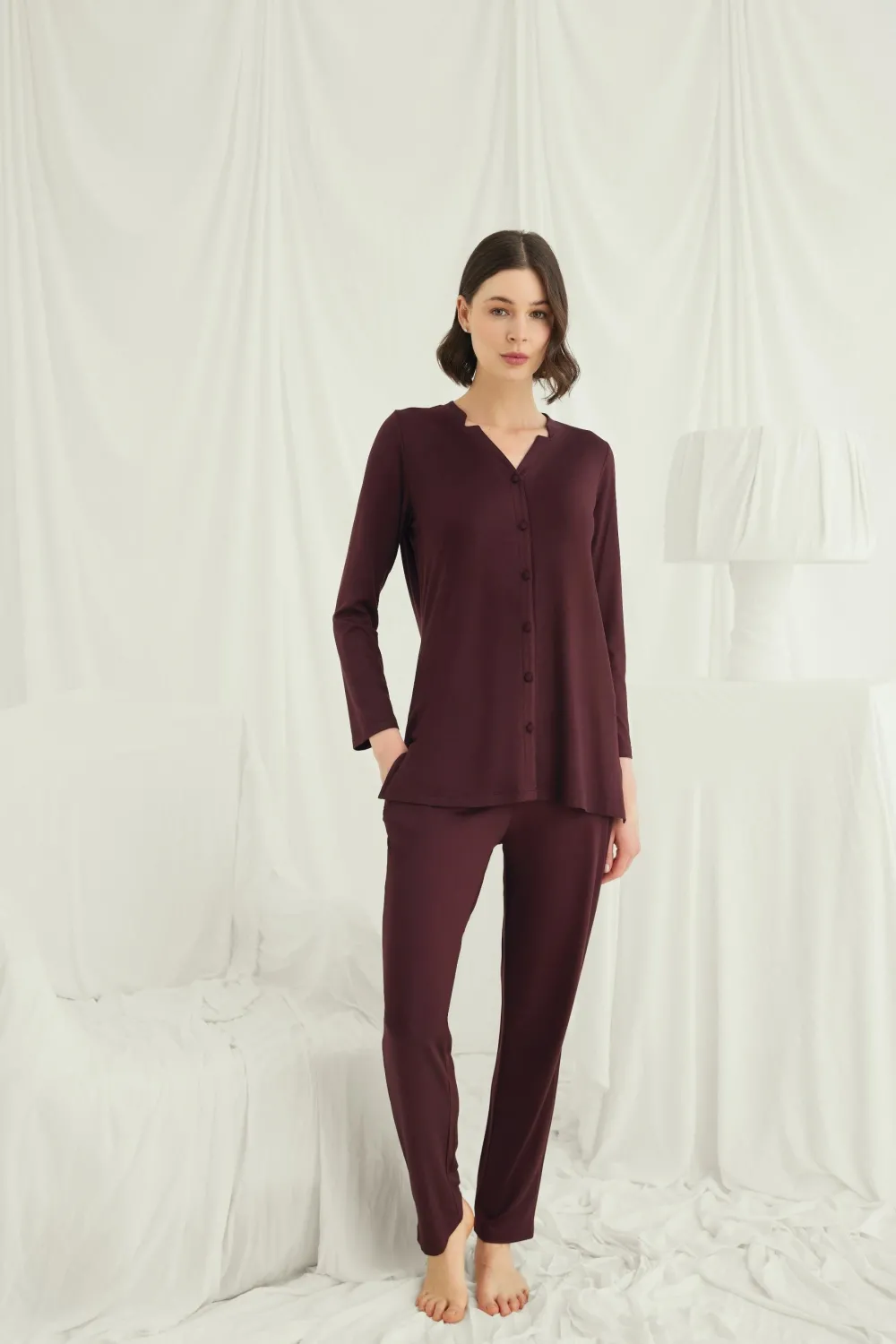 Uzun Kollu Boydan Düğmeli V Yaka Pijama Takımı