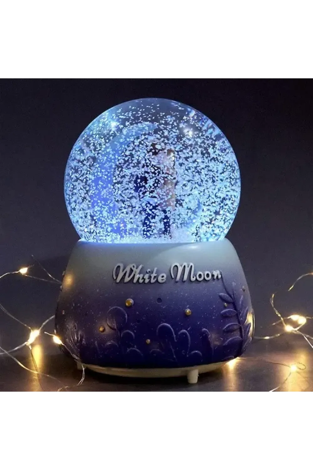 White Moon Kar Küresi Orta Boy