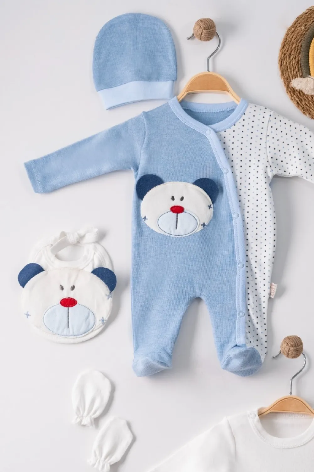 iegiyim™ Ayıcık Nakışlı Tulumlu % 100 Pamuk Erkek Bebek 5li Set