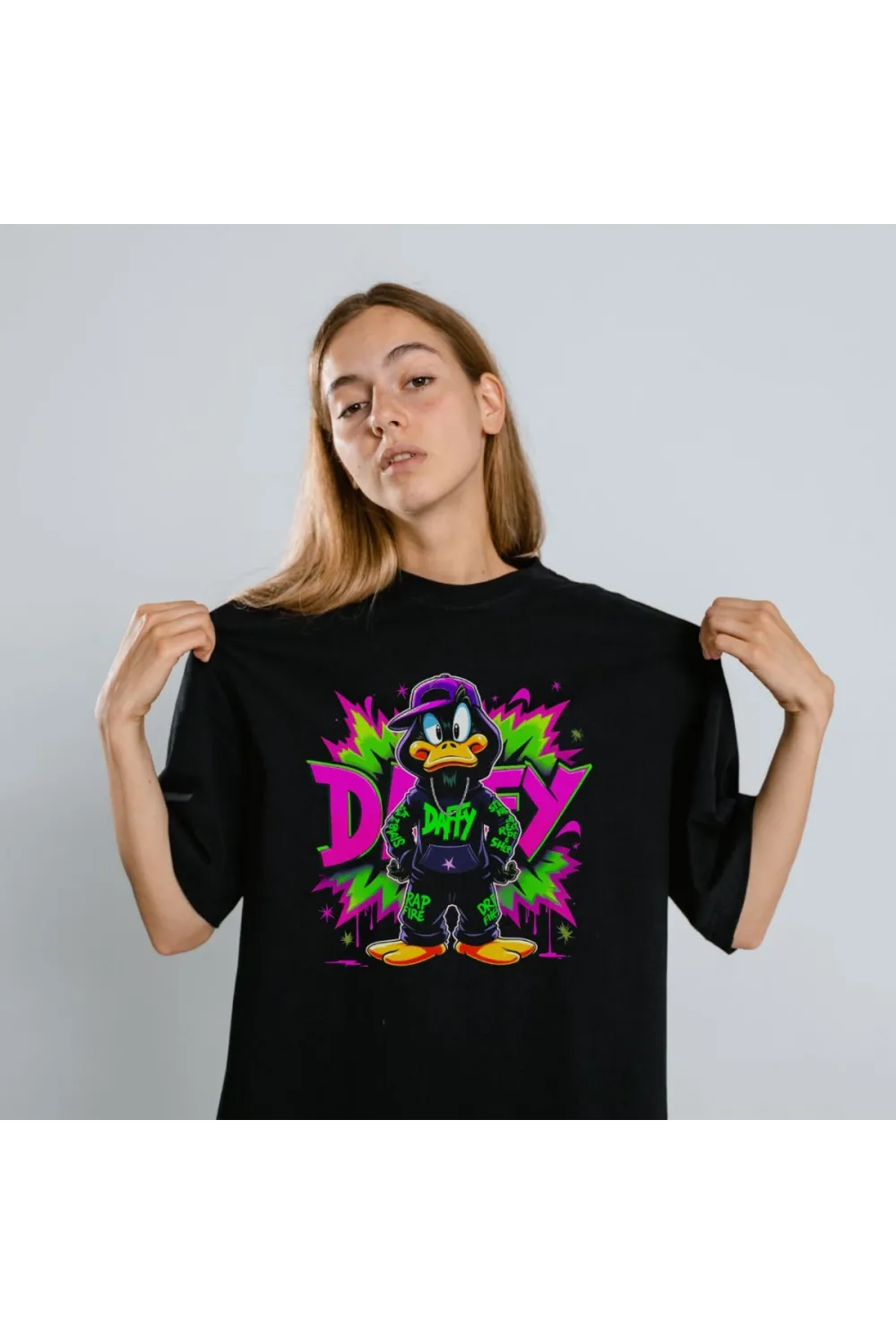 Daffy Duck Graffiti Baskılı Unisex Siyah Tişört - 24/1 Penye Pamuklu
