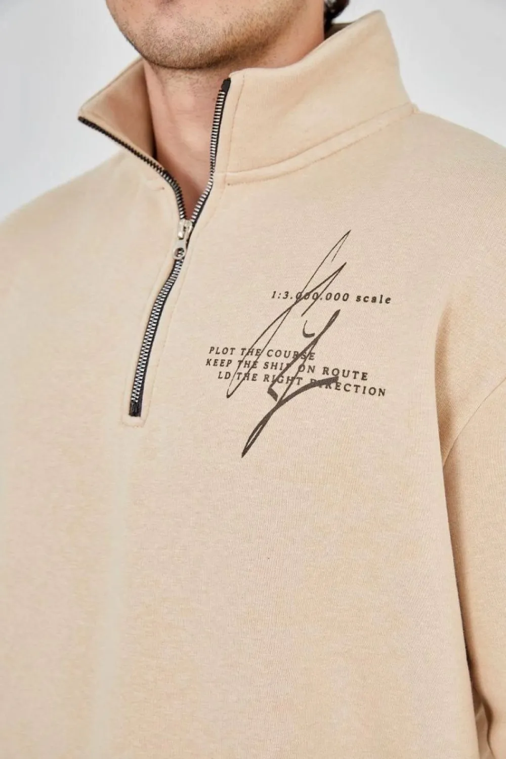 Erkek Yarım Fermuarlı Baskılı 3 iplik pamuklu sweatshirt - Bej