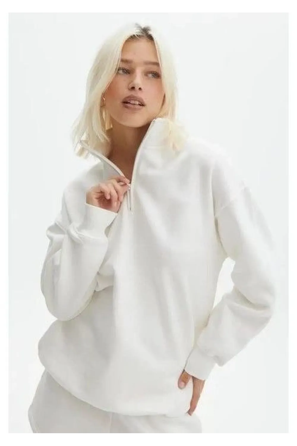 Kadın 3 İplik Pamuklu Oversize Yarım Fermuarlı Yakalı Basic Sweatshirt - Beyaz