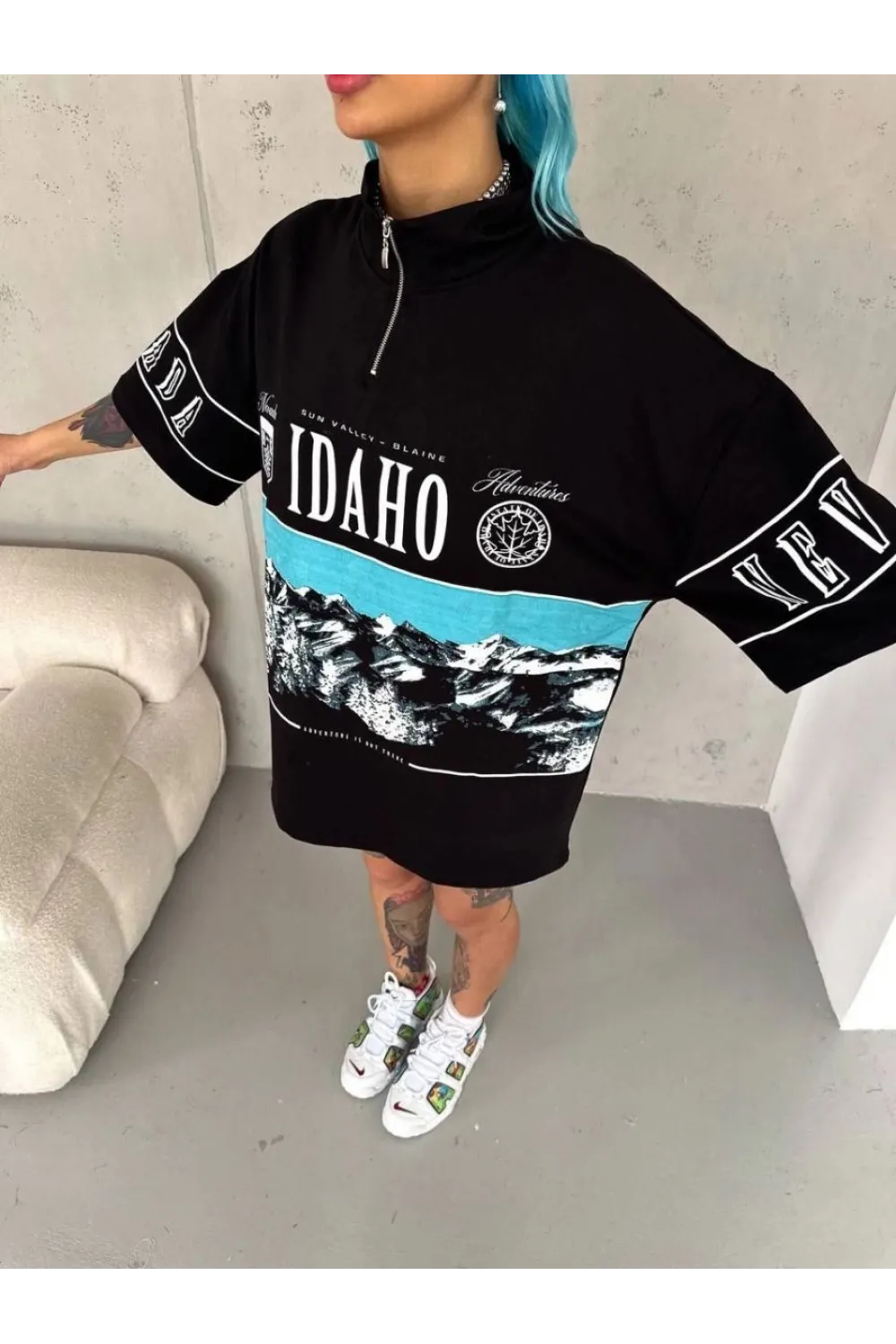 Kadın Baskılı Yarım Fermuarlı Kısa kol T-Shirt - Siyah