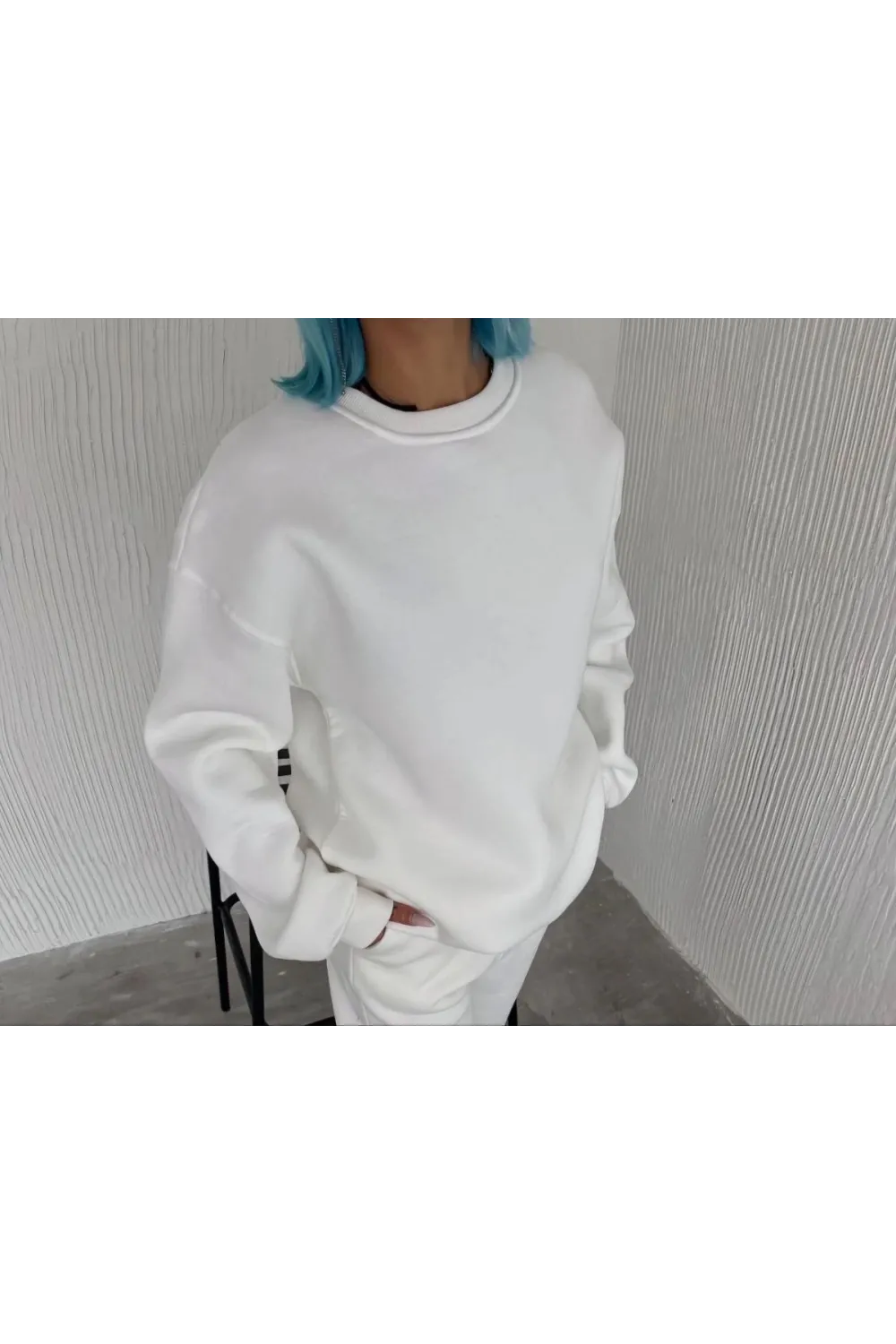 Kadın Bisiklet Yaka 3 İplik Pamuklu Basic SweatShirt - Beyaz