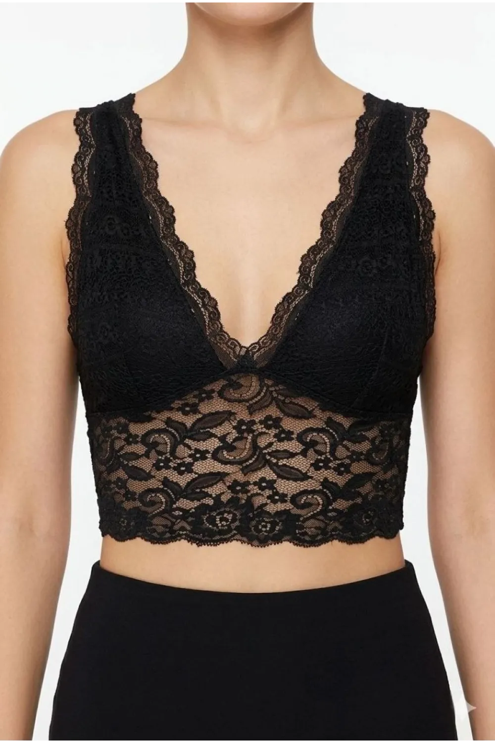 Kadın Dantel Bralet Crop Sütyen V Yaka Askılı Şık Esnek Rahat - Siyah