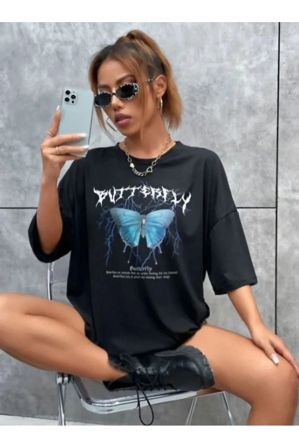 Kadın kelebek Baskılı Oversize kısa kol T-Shirt - Siyah