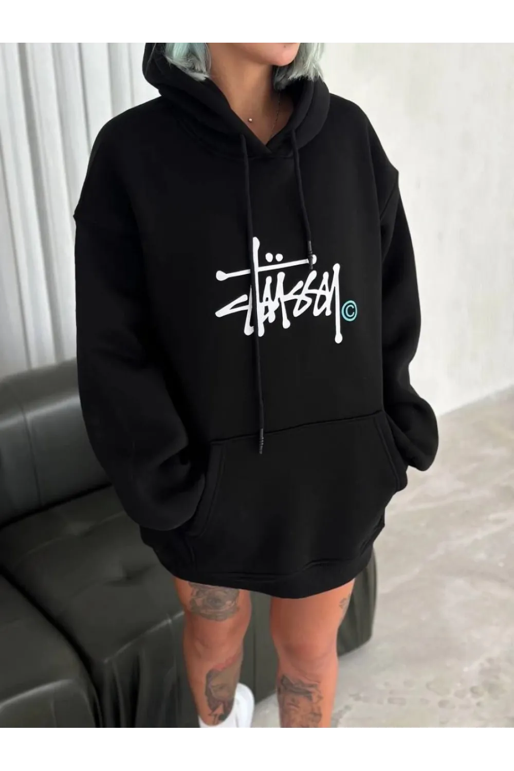 Kadın Oversize Kapüşonlu Cepli Baskılı 3 İplik Pamuklu Hoodie Sweatshirt - Siyah