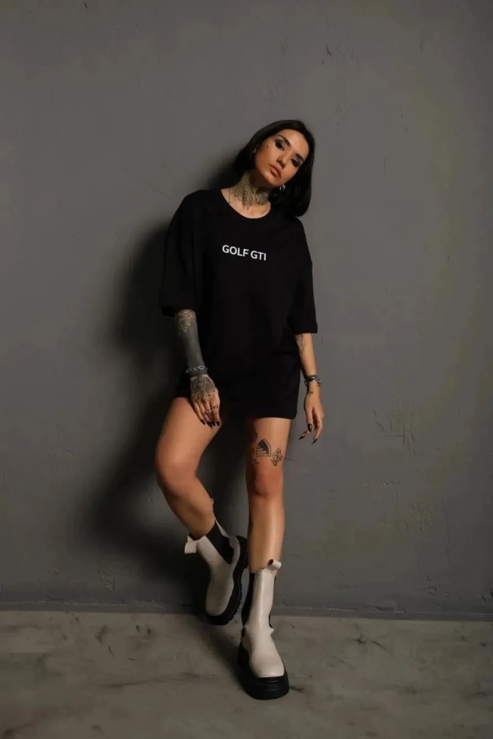 Kadın Oversize Tişört Golf GTI Retro Araba Baskılı T-shirt- Siyah