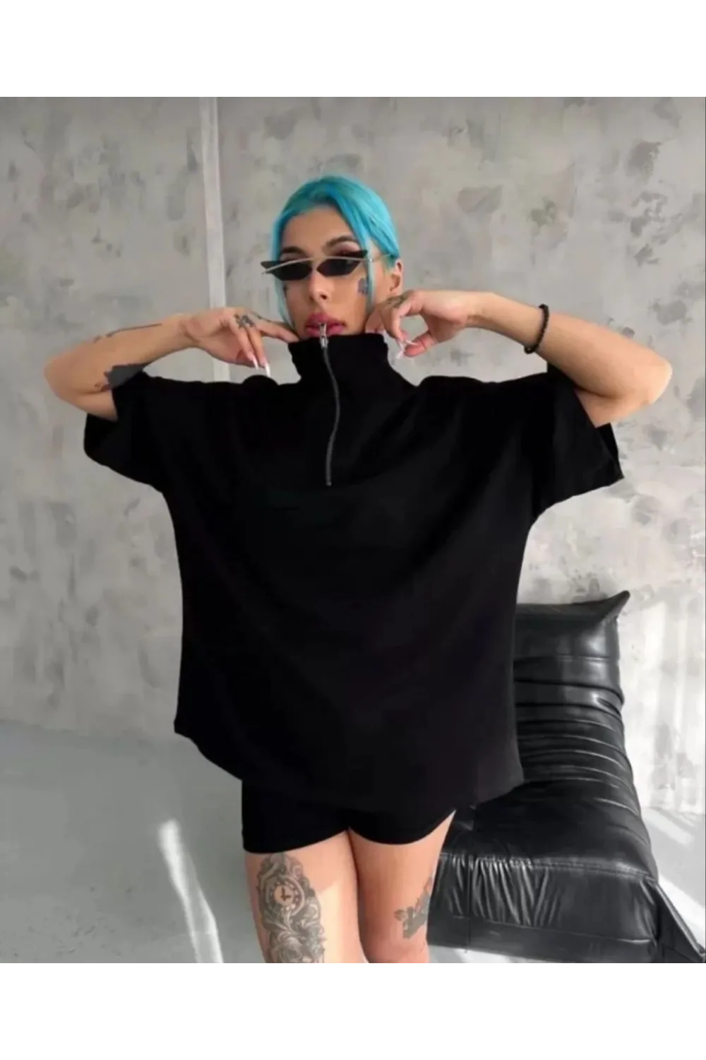 Kadın Yarım Fermuarlı Tişört Düz Oversize T-Shirt - Siyah
