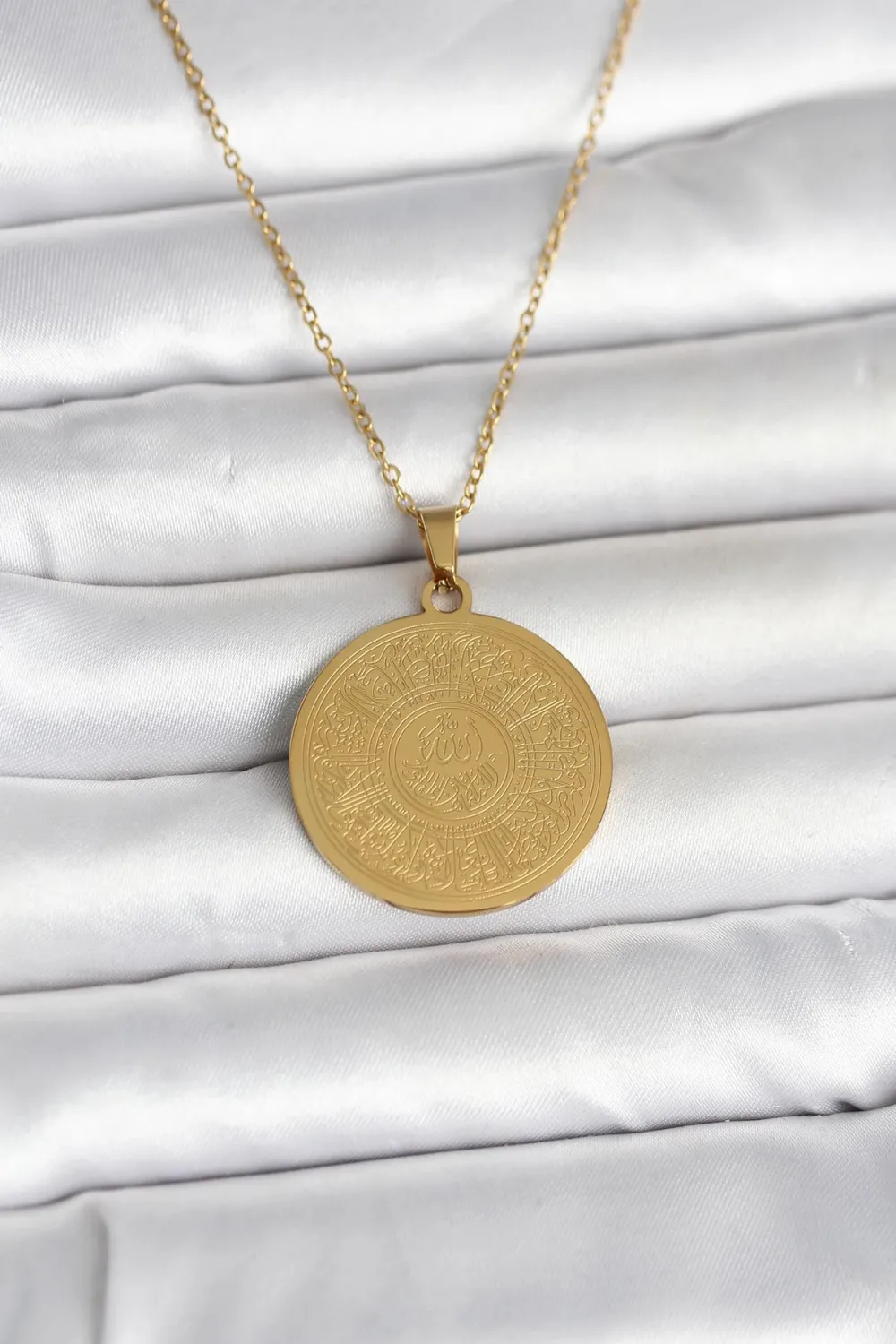 ietaks™ 316L Çelik Gold Renk Ayetel Kürsi Yazılı Kolye