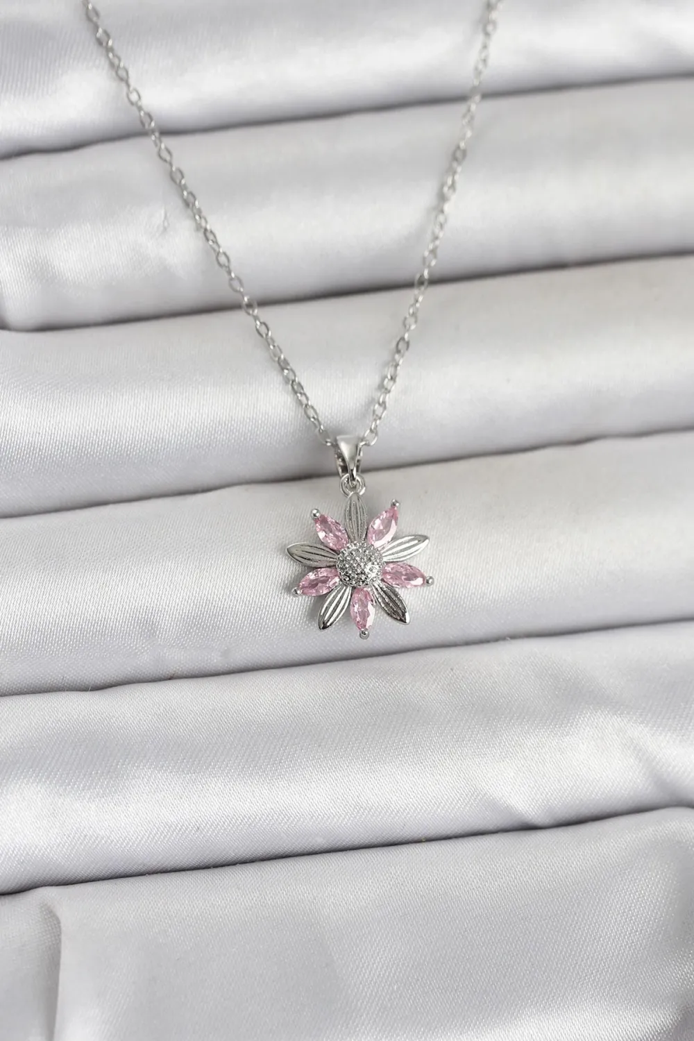 ietaks™ 316L Çelik Zincir Gümüş Renk Pembe Papatya Model Kadın Kolye