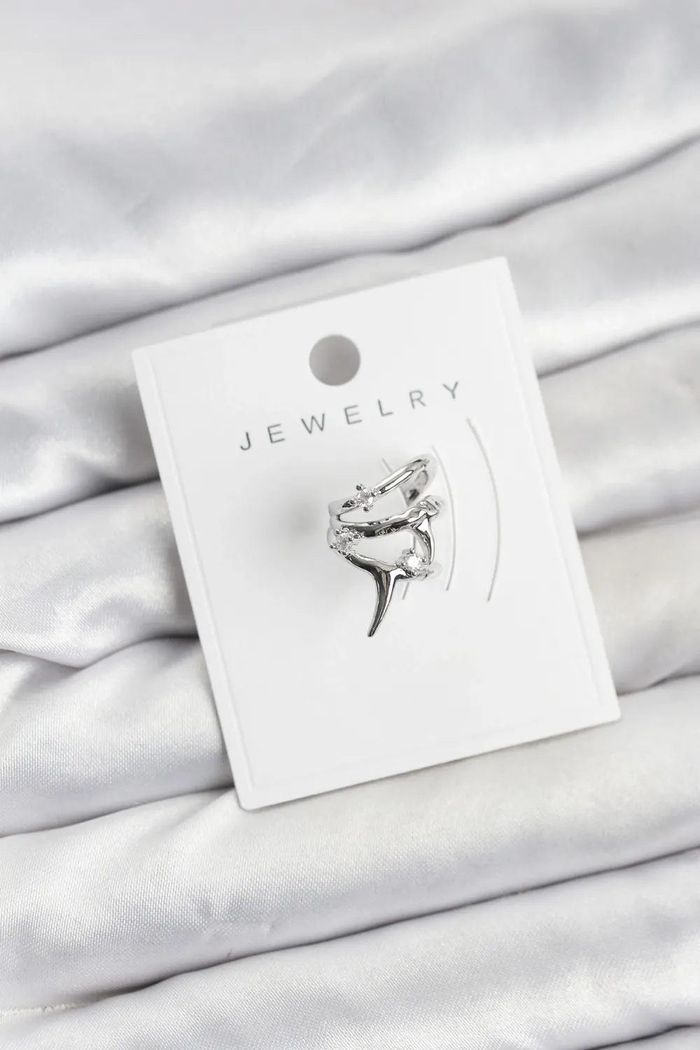 ietaks™ Gümüş Renk Pirinç Diken Model Kıkırdak Earcuff Küpe