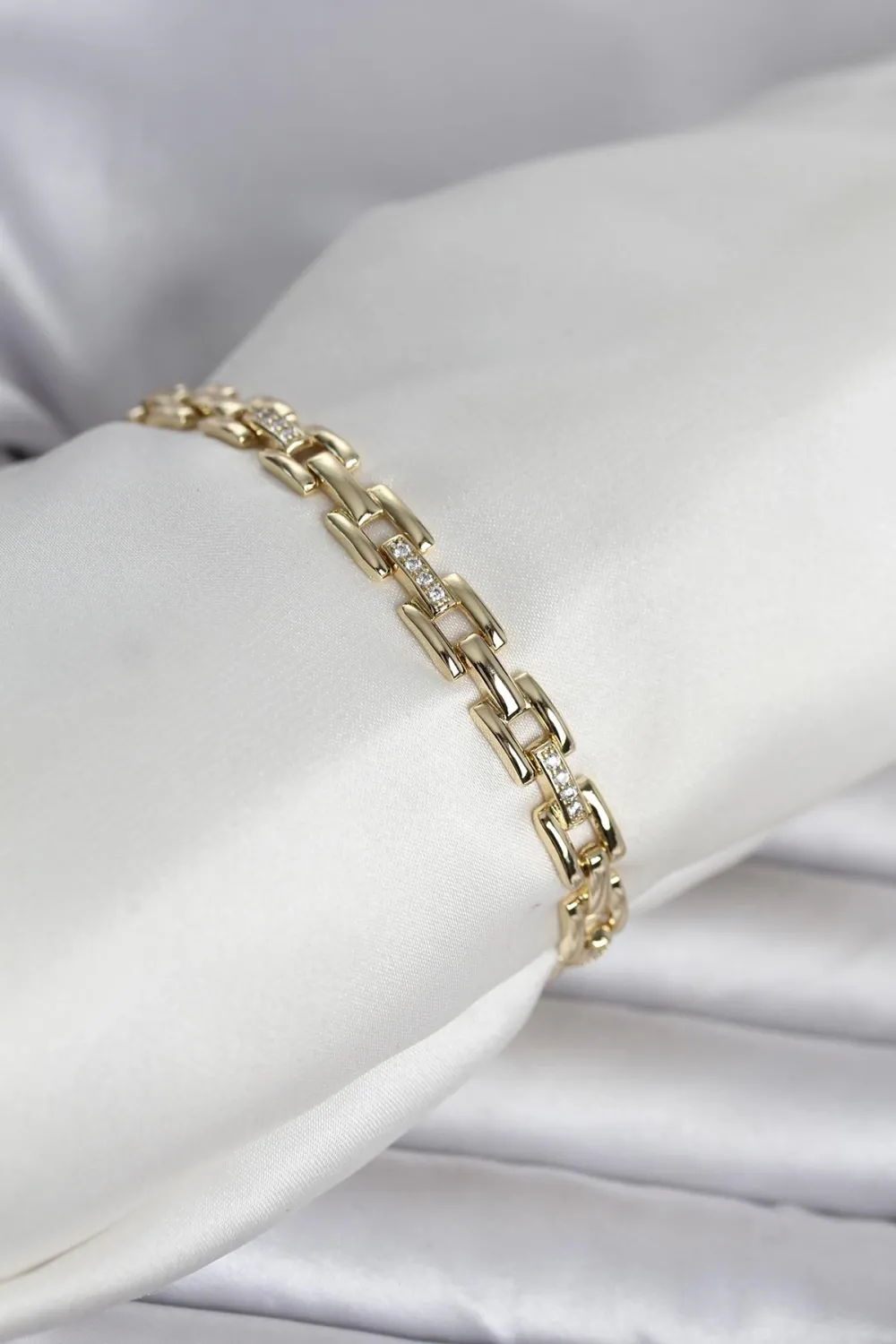 ietaks™ Xuping Zincir Model Gold Renk Kadın Bileklik