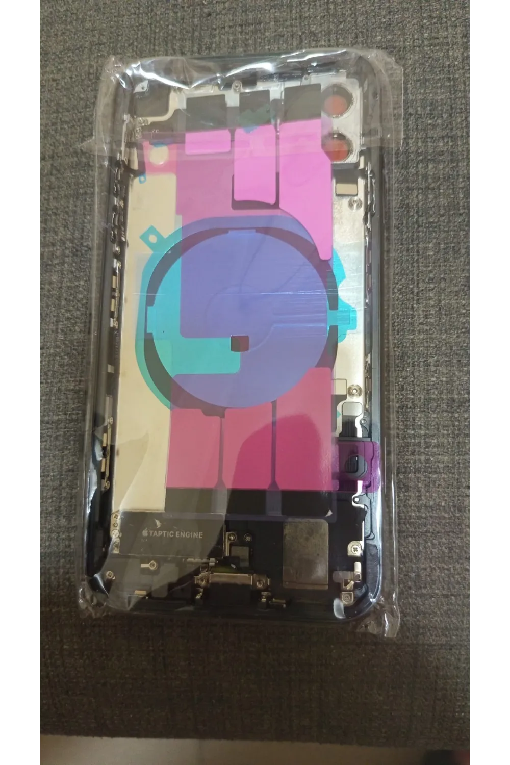 iPhone 11 Uyumlu Dolu Kasa (SİYAH)