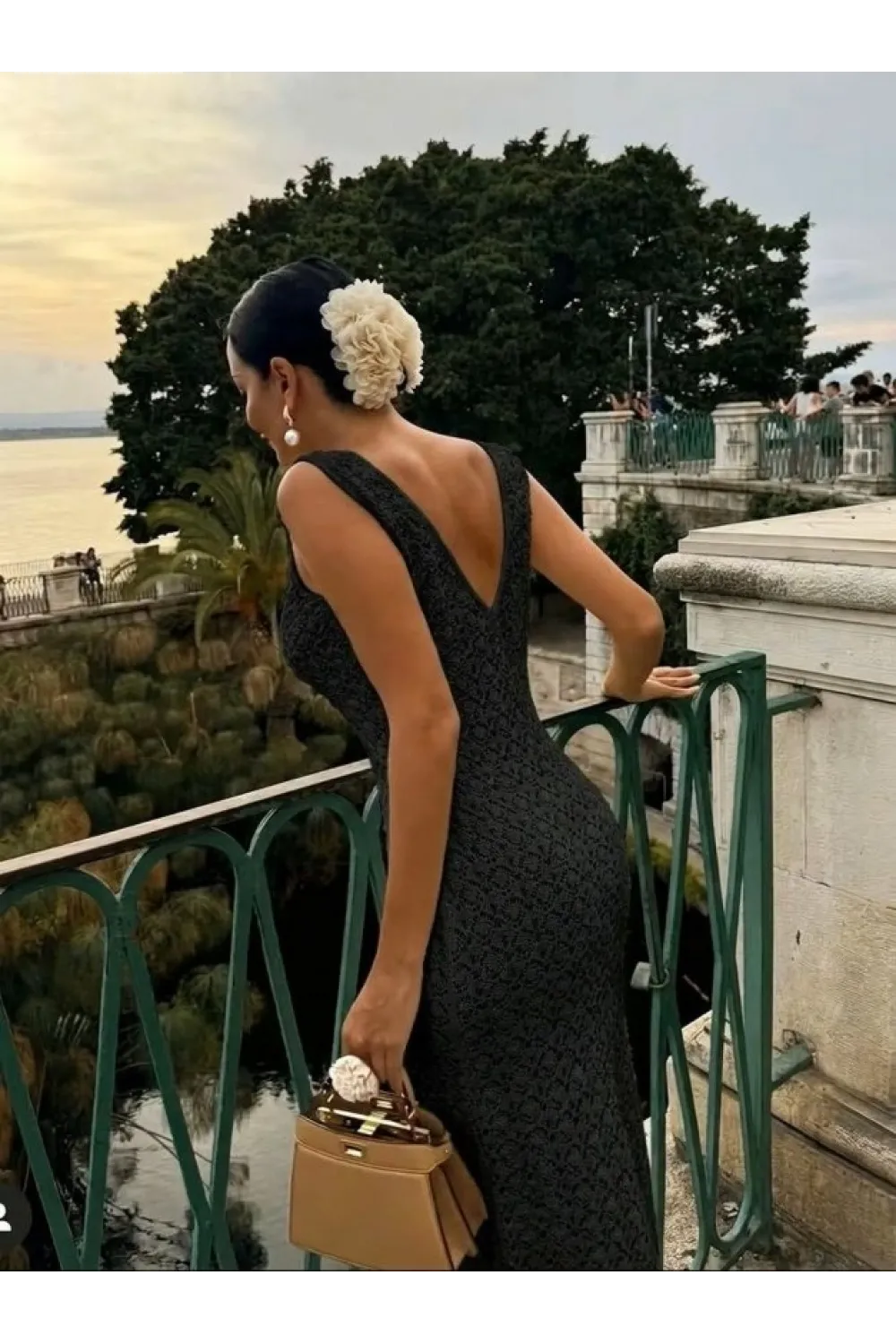 Kadın Askılı V Yakalı Uzun Triko Elbise