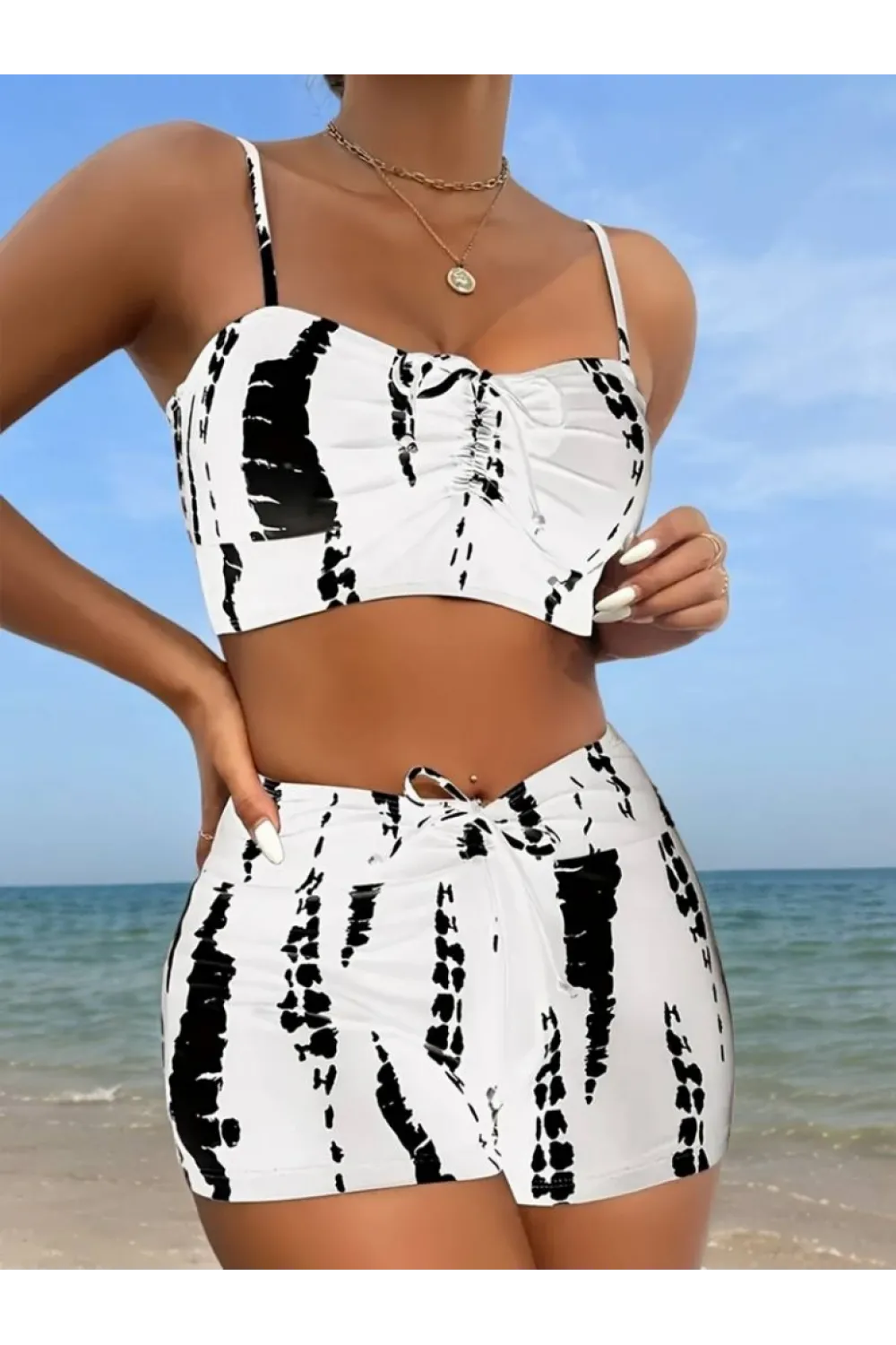 Kadın Büzgü Detay Askılı Crop Mini Tayt Ikili Takım