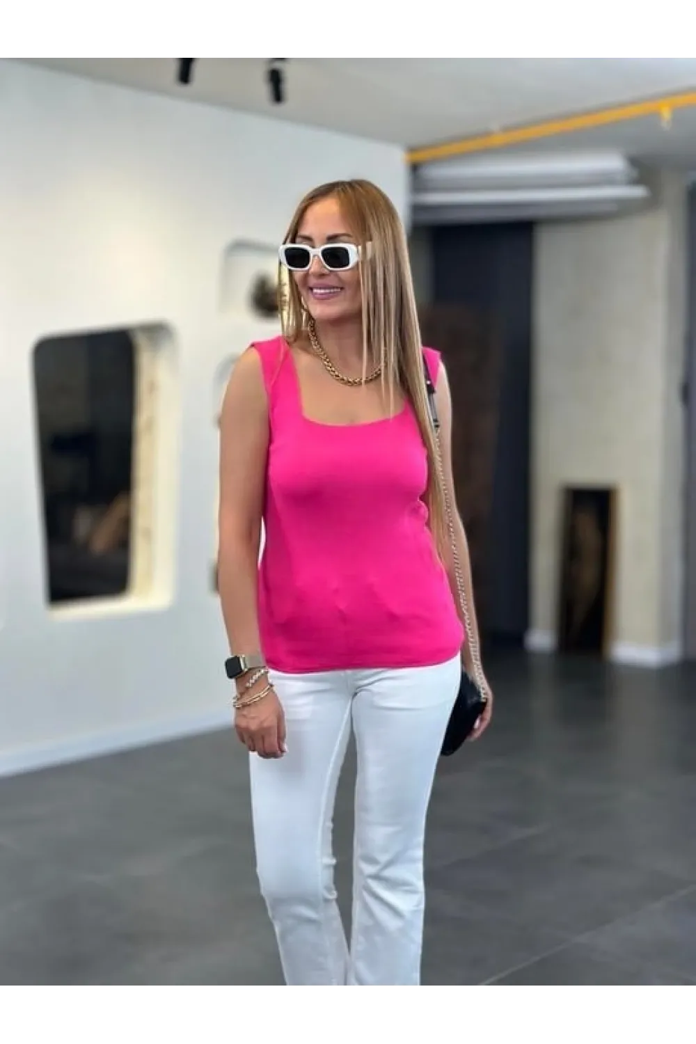 Kadın Kare Yaka Kalın Askılı Beyaz Triko Bluz