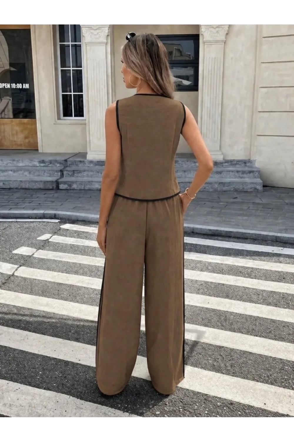 Kadın Kolsuz önü Düğmeli Yelek Ve Pantolon Ikili Takım