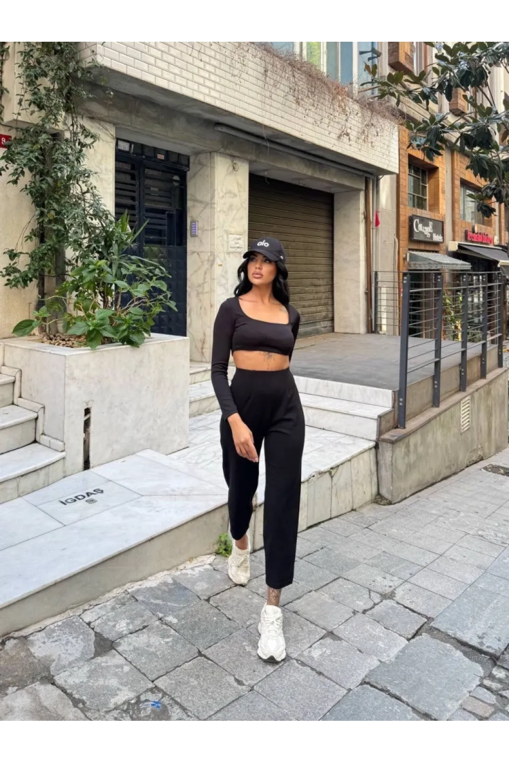 Kadın Krep Kumaş Balon Pantolon