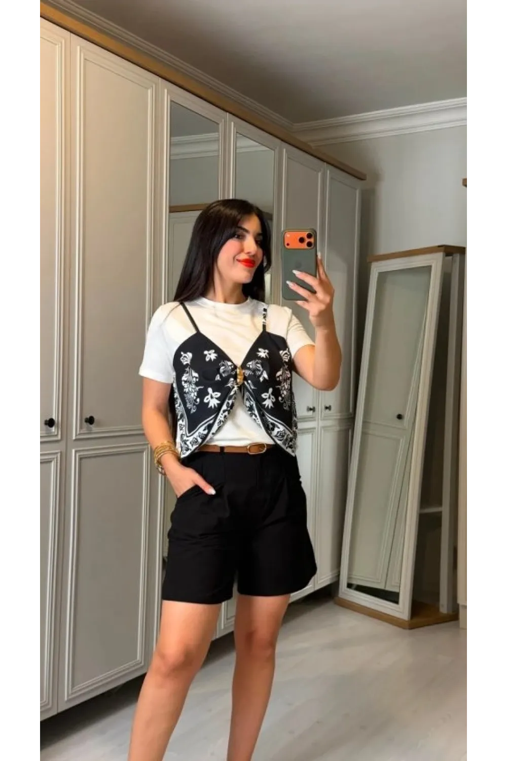 Kadın şal Desen Detay Bluz Ve Keten şort Ikili Takım