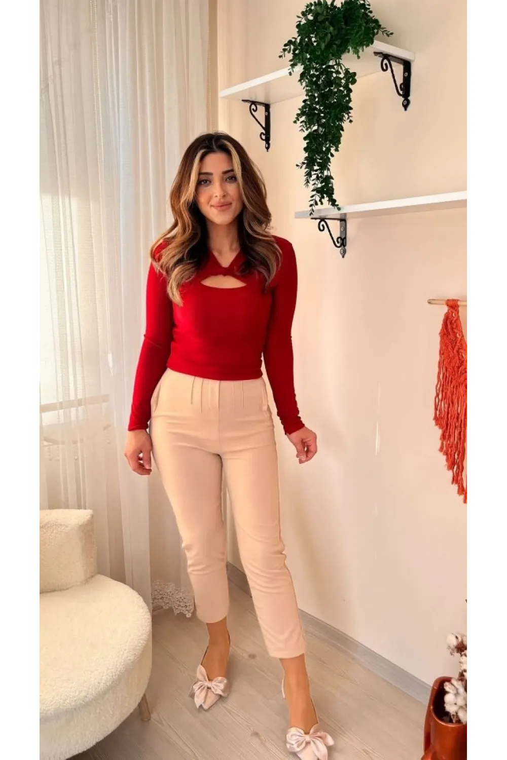 Kadın üste Oturan Paçası Bilek üzerinde Biten Atlas Kumaş Pantolon 36 (S) - 48 (4XL)