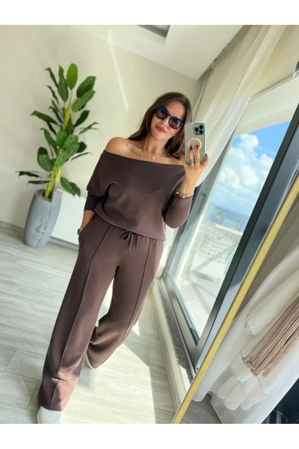 Kadın Uzun Kollu Tek Omuzdan Açık Modal Bluz Ve Pantolon Ikili Takım