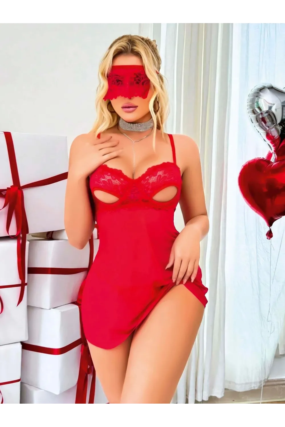Kırmızı Göğüs Dekolteli Göz Bantlı Fantezi String Tül Gecelik Takımı