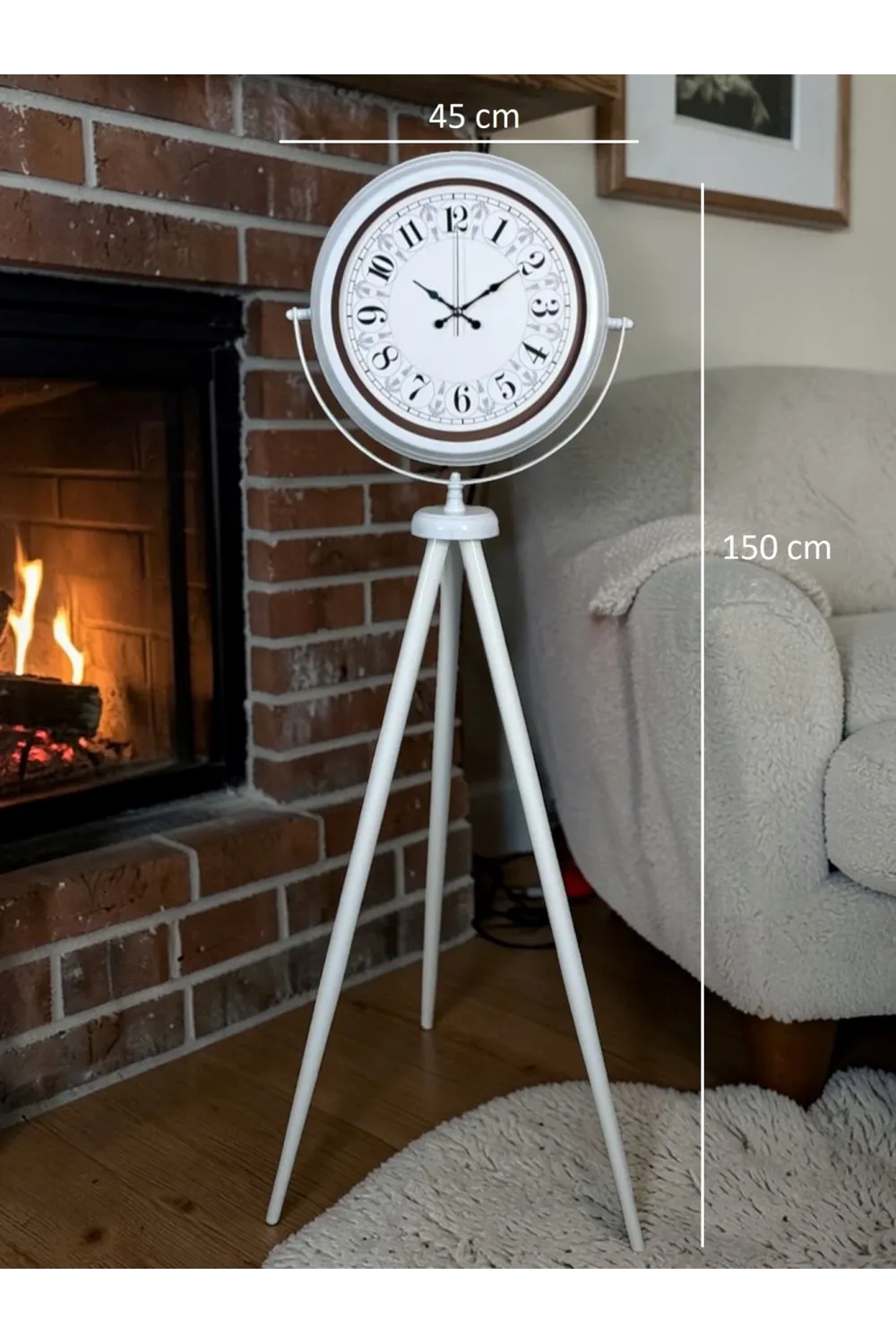Klasik Rakamlı Beyaz Tripod Ayaklı Saat
