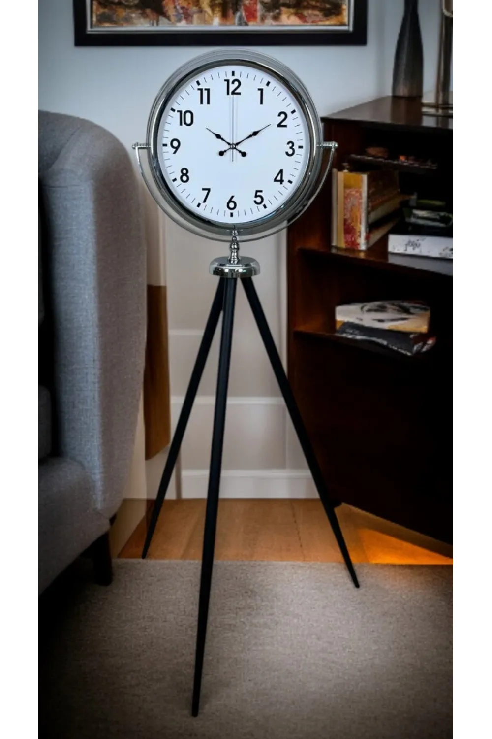Krom Dekoratif Tasarım Tripod Ayaklı Saat