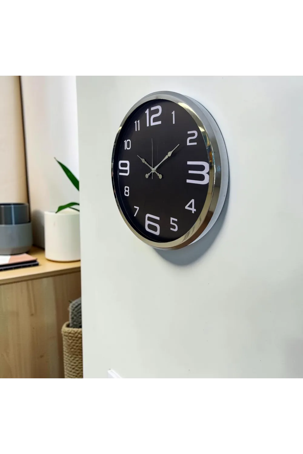 Krom Modern Edge 52 x 52 Cm Duvar Saati
