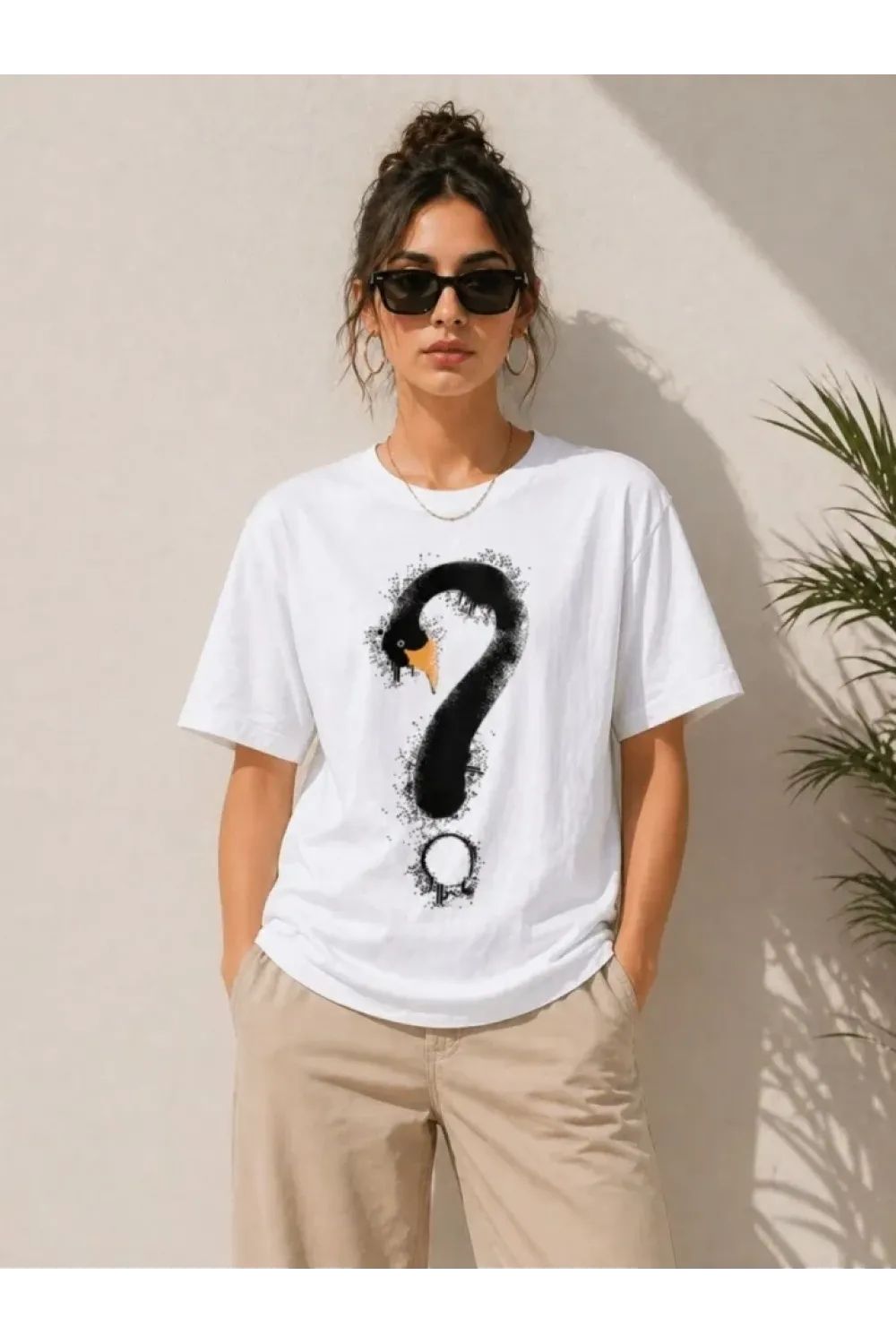 Kuğu Figürlü Soru İşareti Baskılı Tişört Kısa Kol T-Shirt - Beyaz