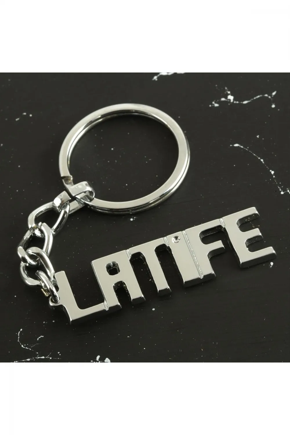Latife İsimli Anahtarlık