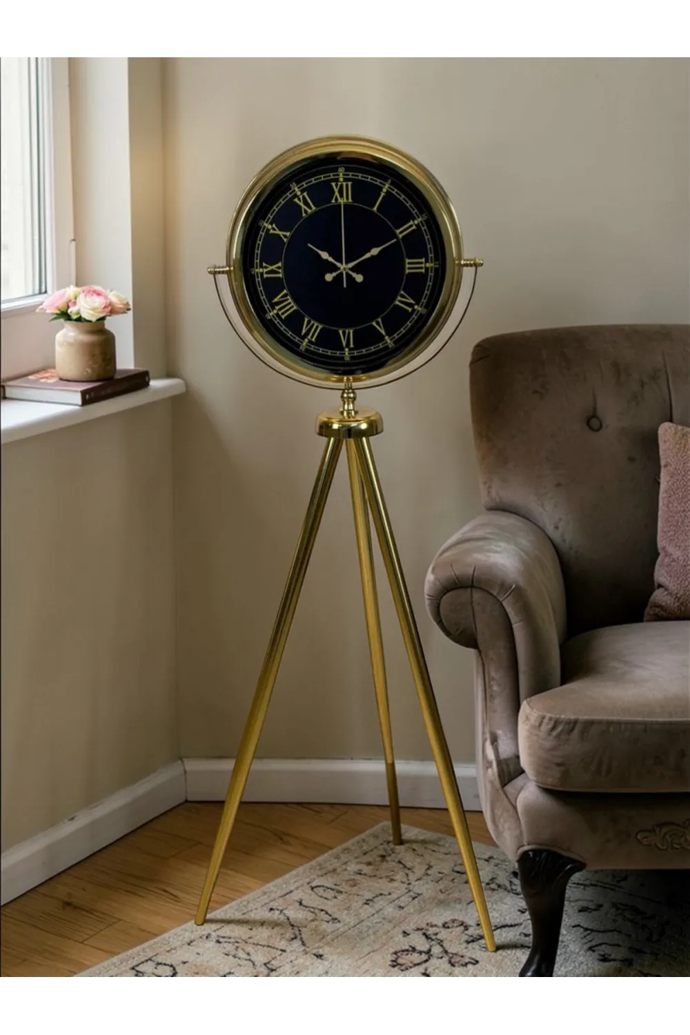 Luxury Gold Tripod Ayaklı Modern Saat