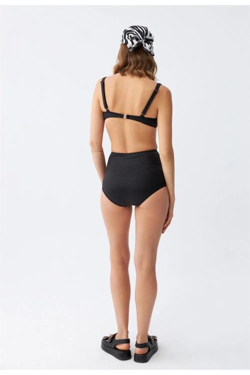  Kadın Basic Siyah Pedli Yüksek Bel Bikini Takımı