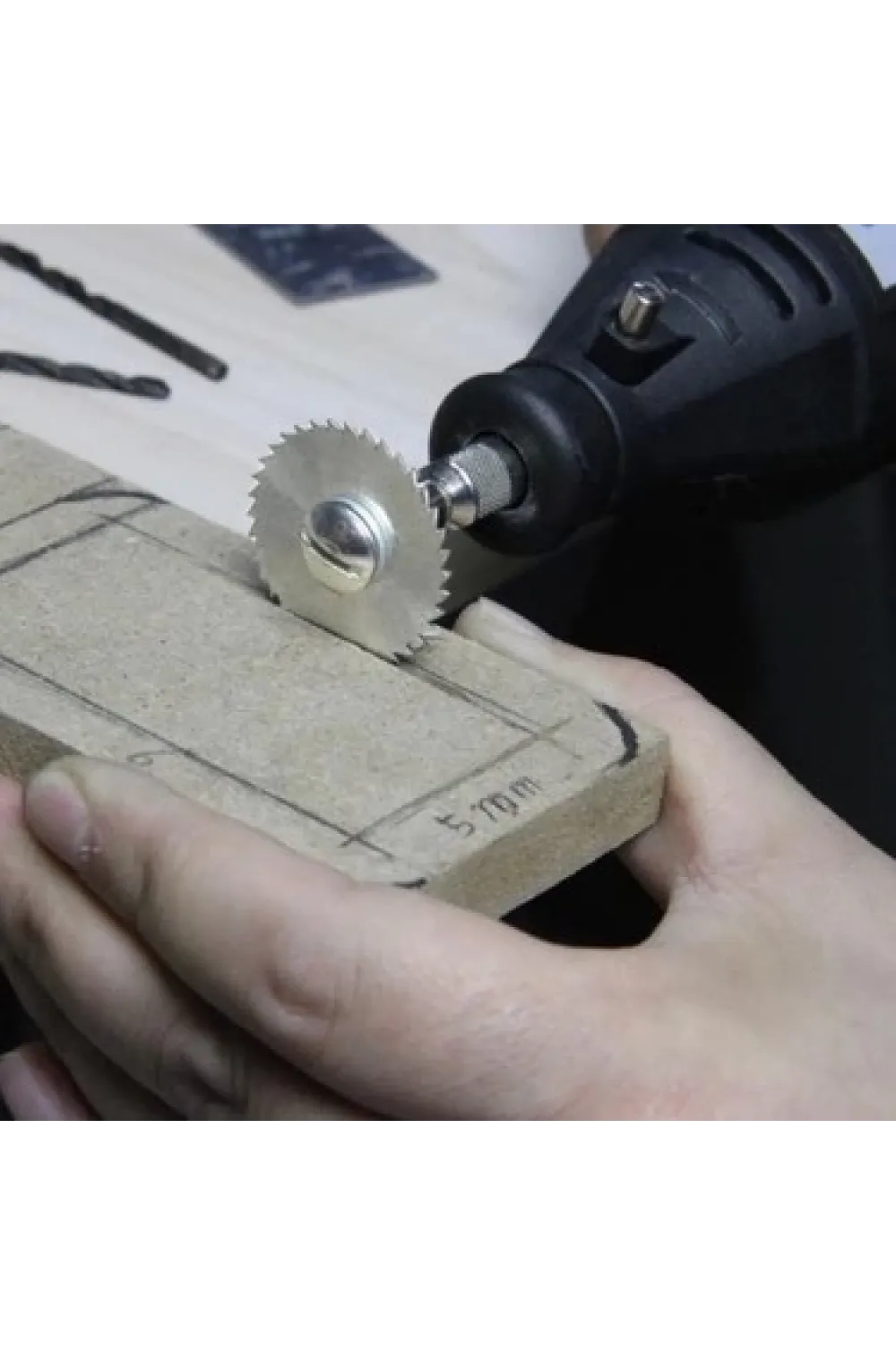 Metal 6 Parça Mini Matkap Ucu Ahşap Kesme Yuvarlak Çelik Bıçak Disk Testere Seti Kiti