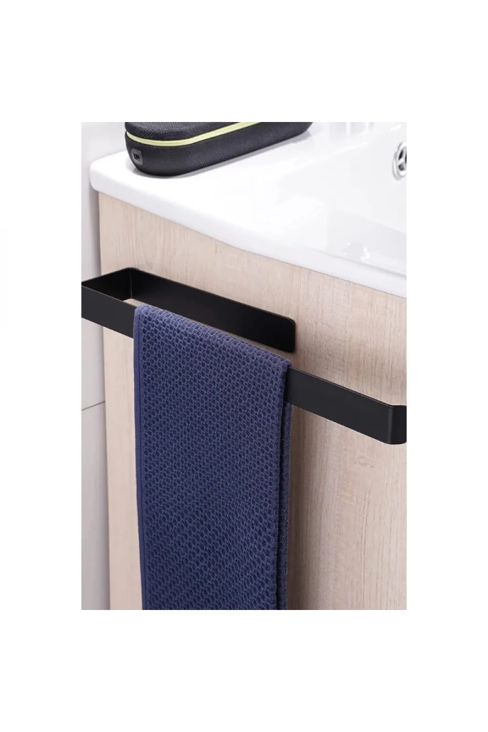 Metal Mat Siyah Havluluk