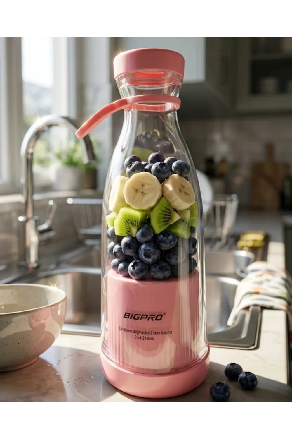 Mini Blender Usb Şarjlı Smoothie Hazırlayıcı Kolay Temizlenebilir Tasarım