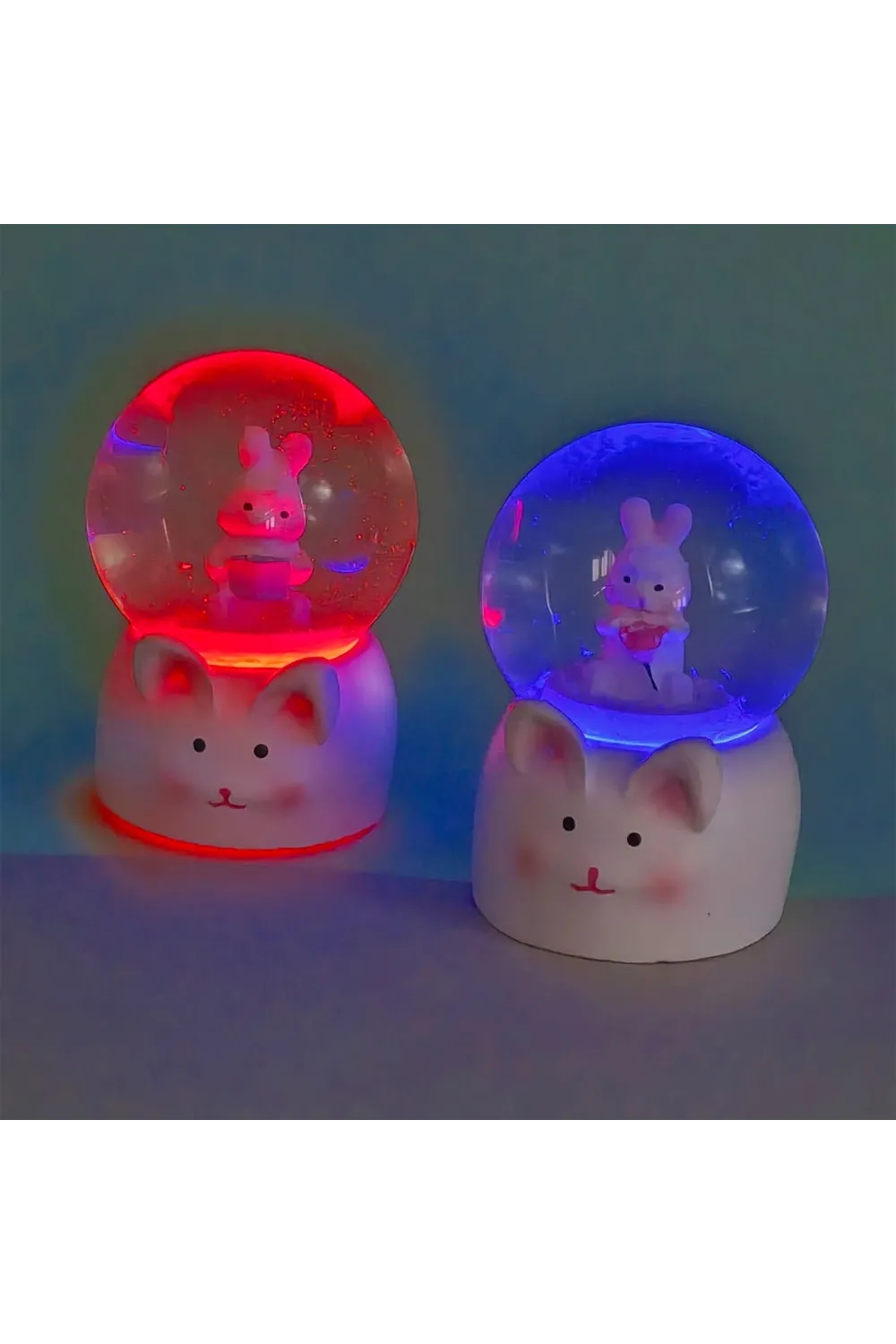 Mini Boy Tavşan Tasarımlı Işıklı Kar Küresi