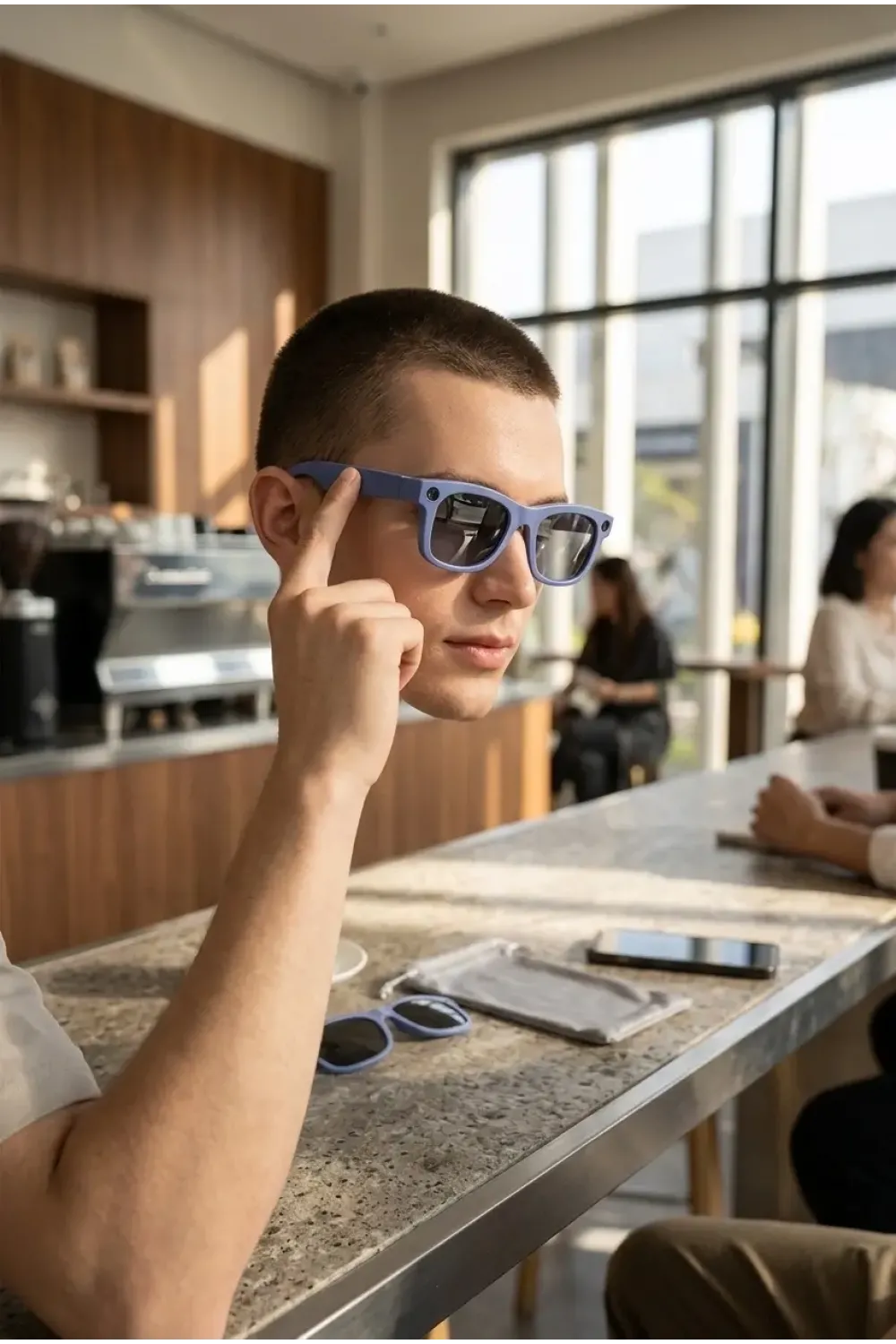 Mor Kameralı Akıllı Gözlük Bluetooth Müzik Telefon Görüşmesi Şık Tasarım