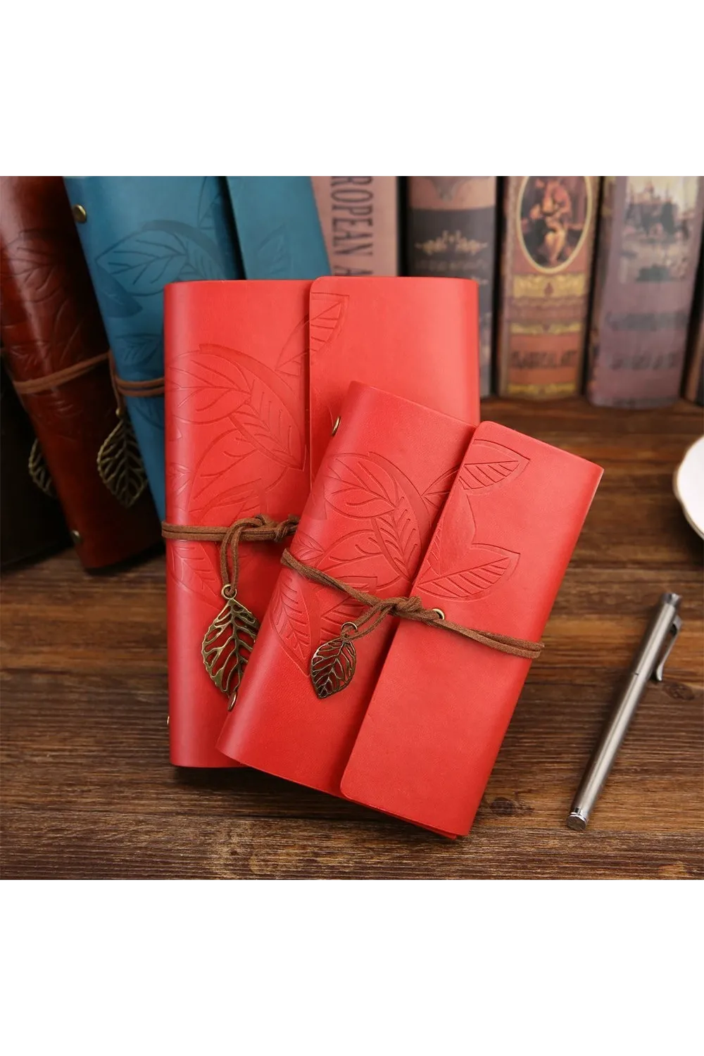Mürekkepli Divit Kalem Ve Deri Defter